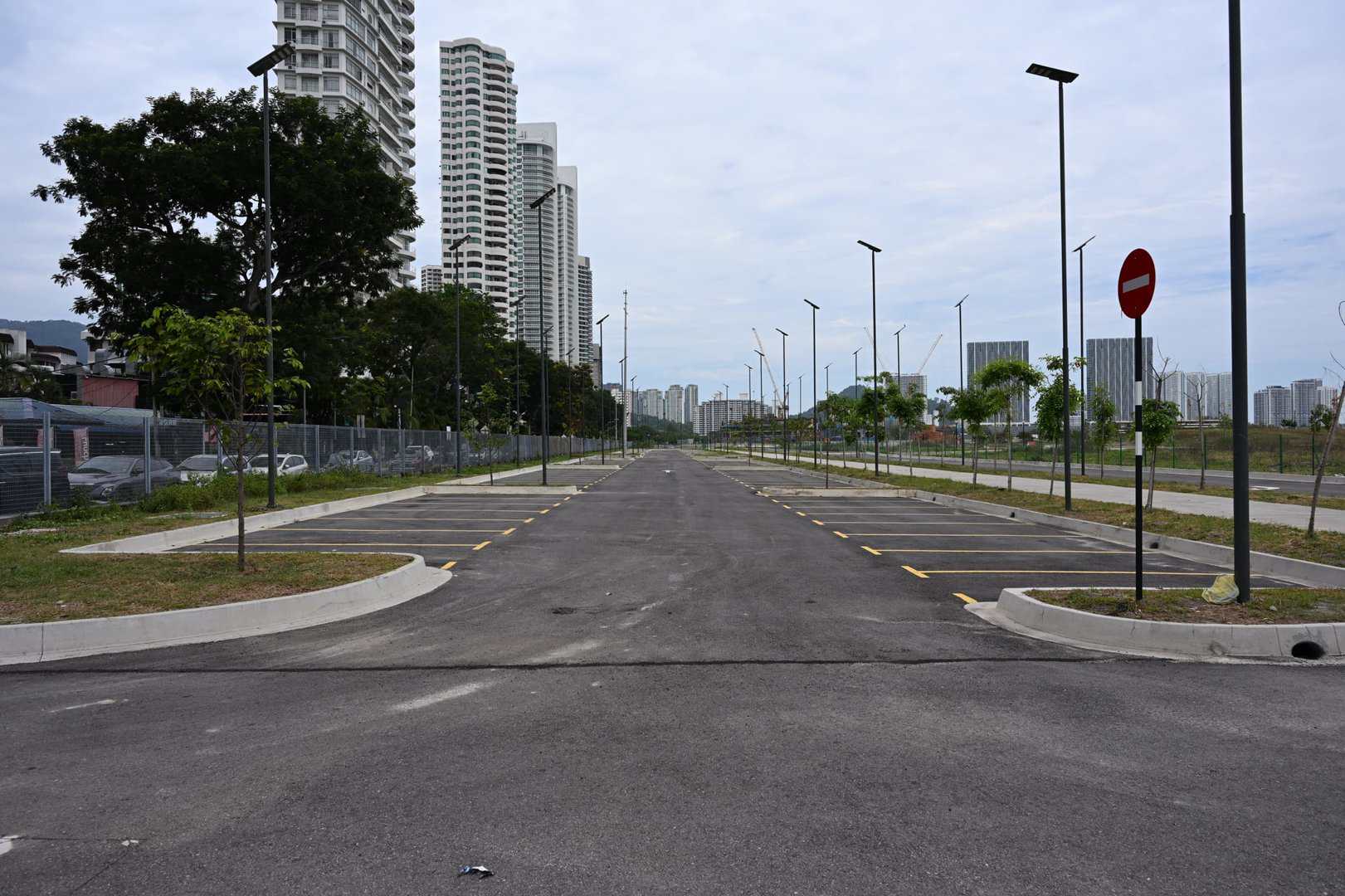 gurney-bay-new-parking